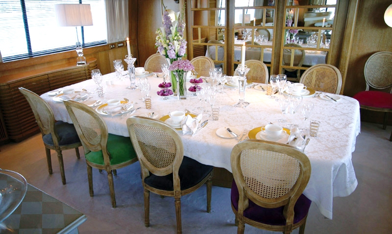 DANGLETERRE II  Dining