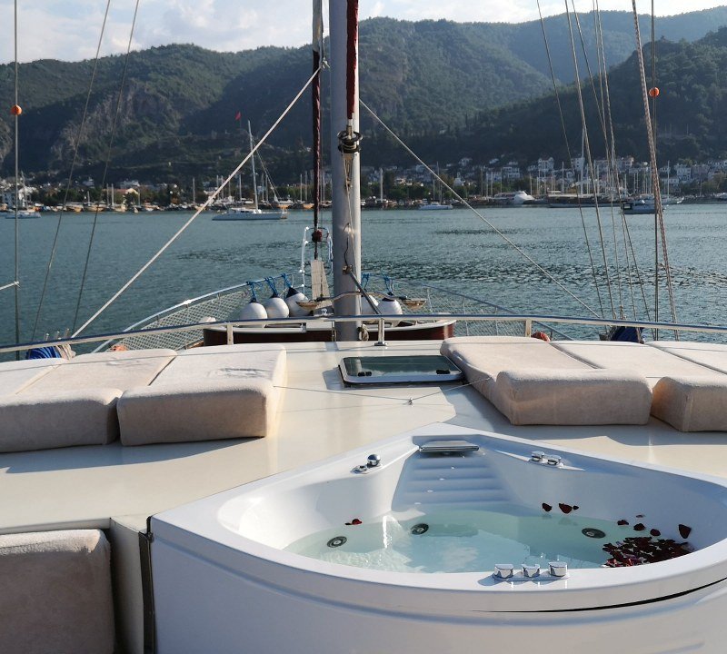 Jacuzzi
