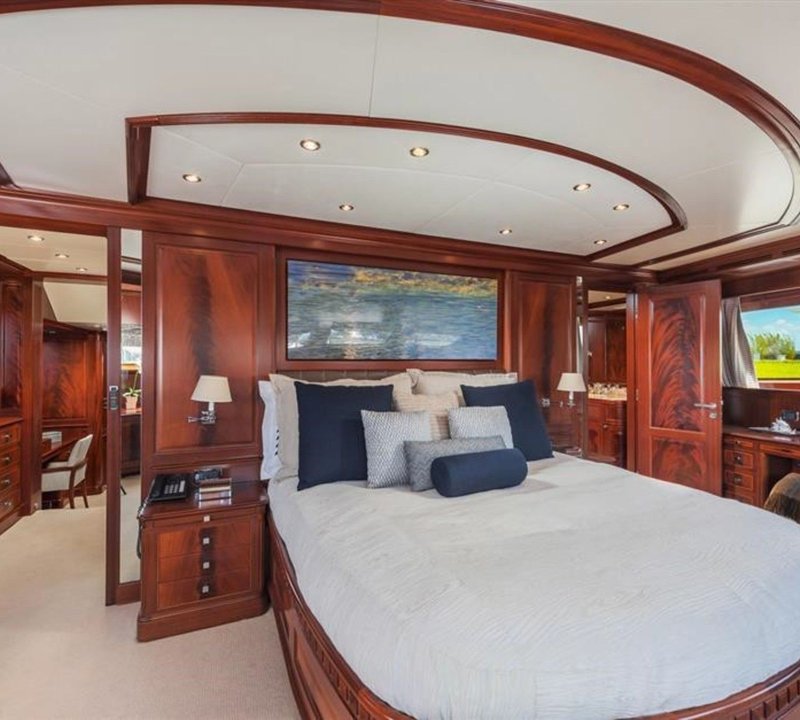 Double Cabin