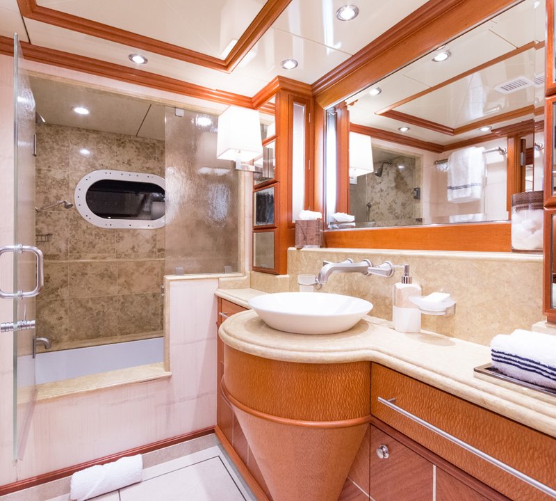 Double Cabin