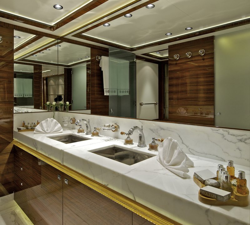Double Bathroom