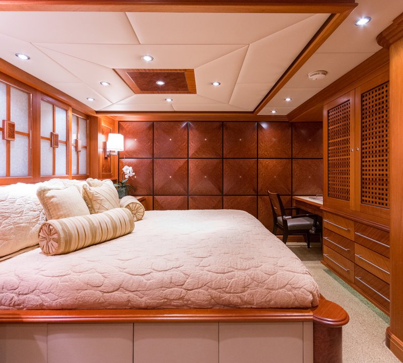 Double Cabin