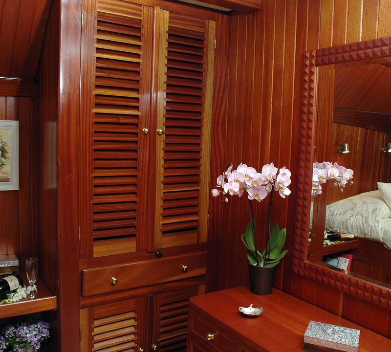 Double Cabin