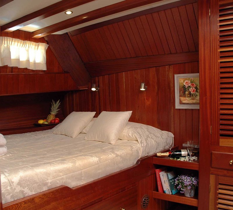 Double Cabin
