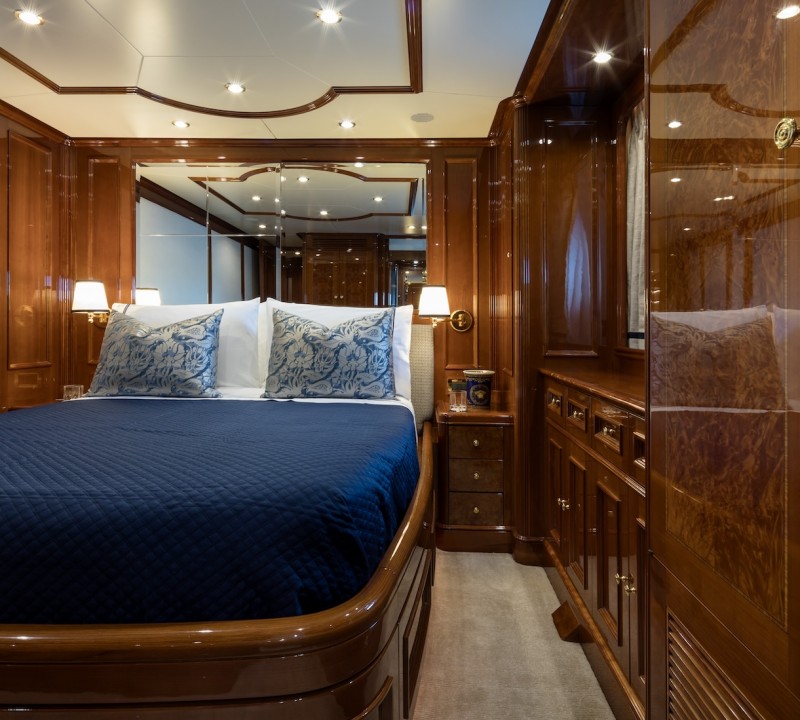 Double Cabin - Photo Jeff Brown