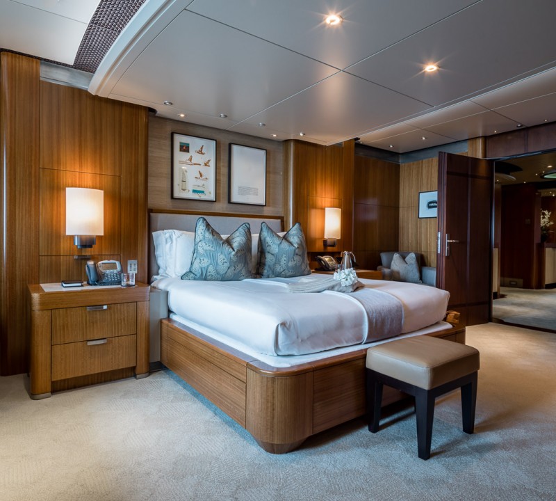 Double Cabin(1)