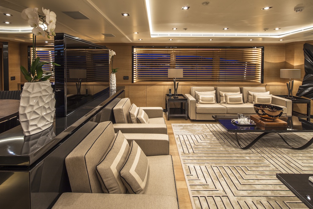 EIGHT - main deck saloon