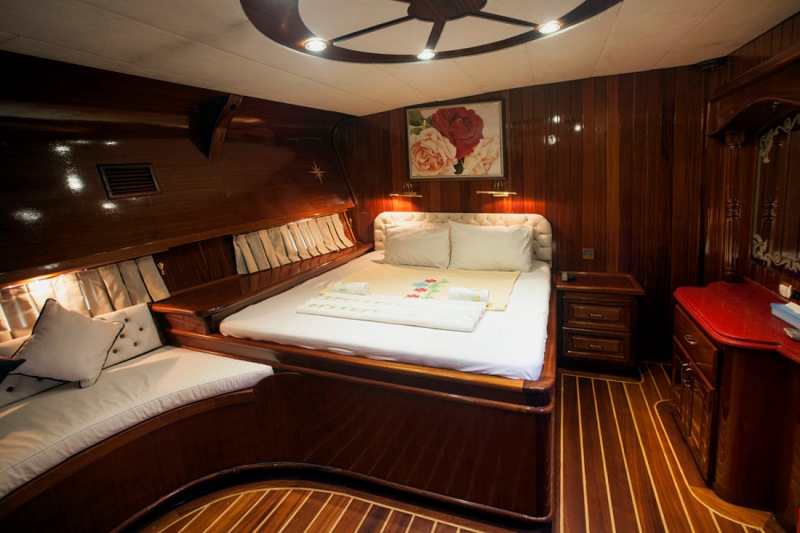 Esma Sultan double cabin 1 view