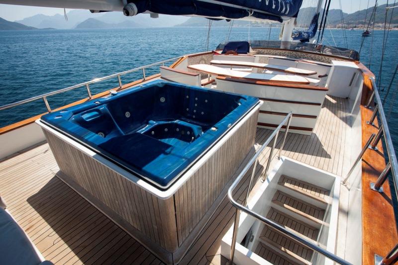 Esma Sultan  upper deck view 1