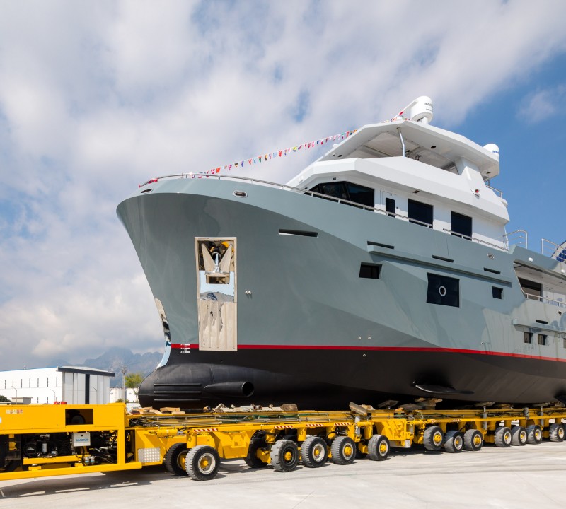 Explorer Yacht VERONIKA