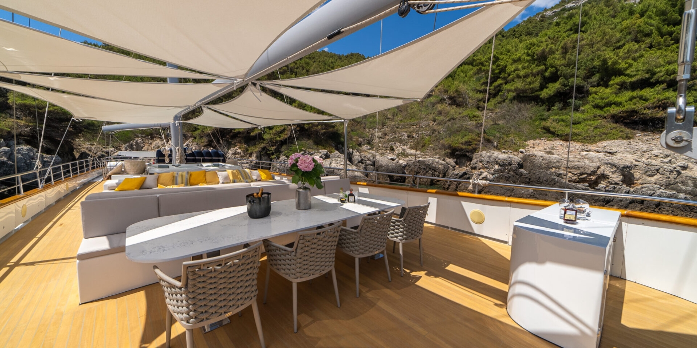 Exterior Relaxation Area