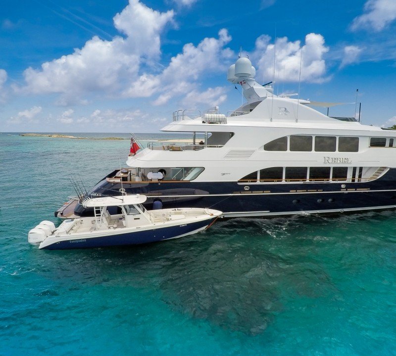 Exterior Profile With Tender