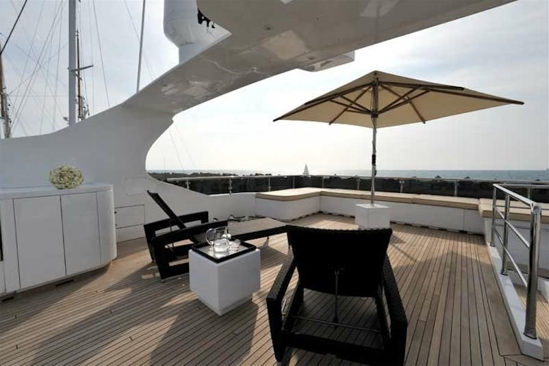 Exterior - Sundeck