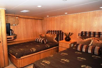 FREEDOM - Twin Cabin