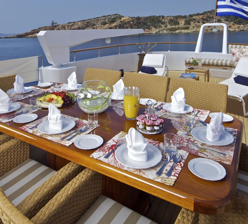 Fun Outdoor Dining