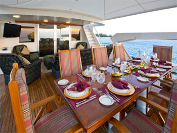 GOLDEN RULE - Upper Deck Dining
