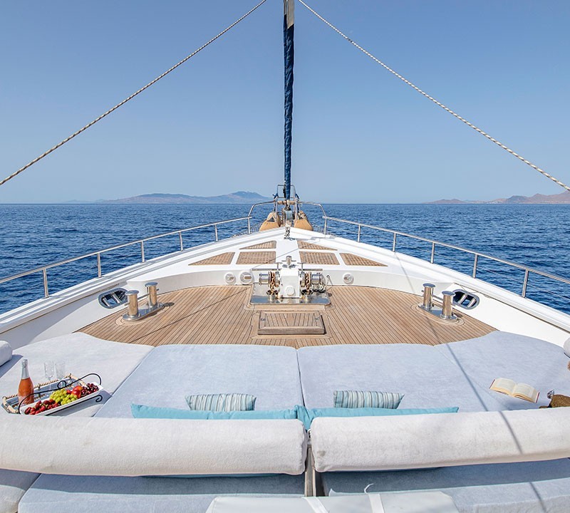 Bow Sunbathing Area