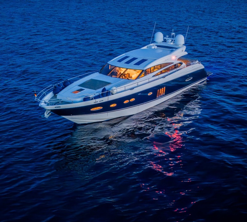 Gitana II By Night