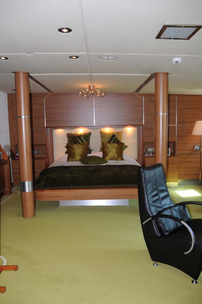 Guest Cabin