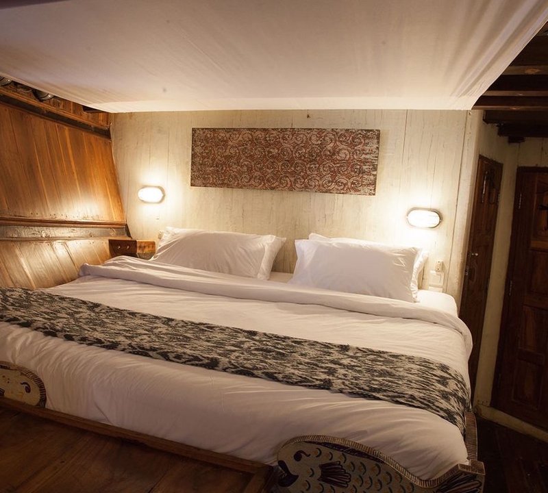 Guest Cabin  00009