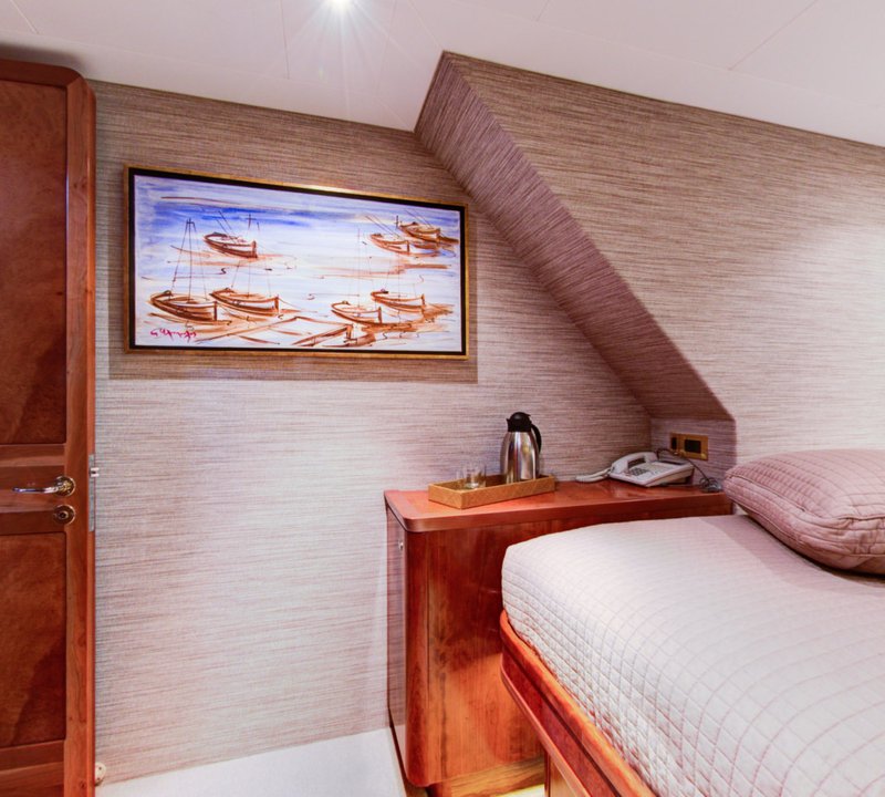 Guest Cabin