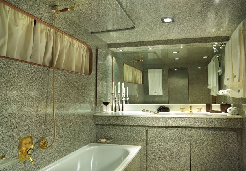 Guest Cabin