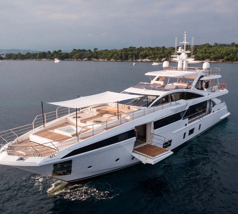 HEED Superyacht