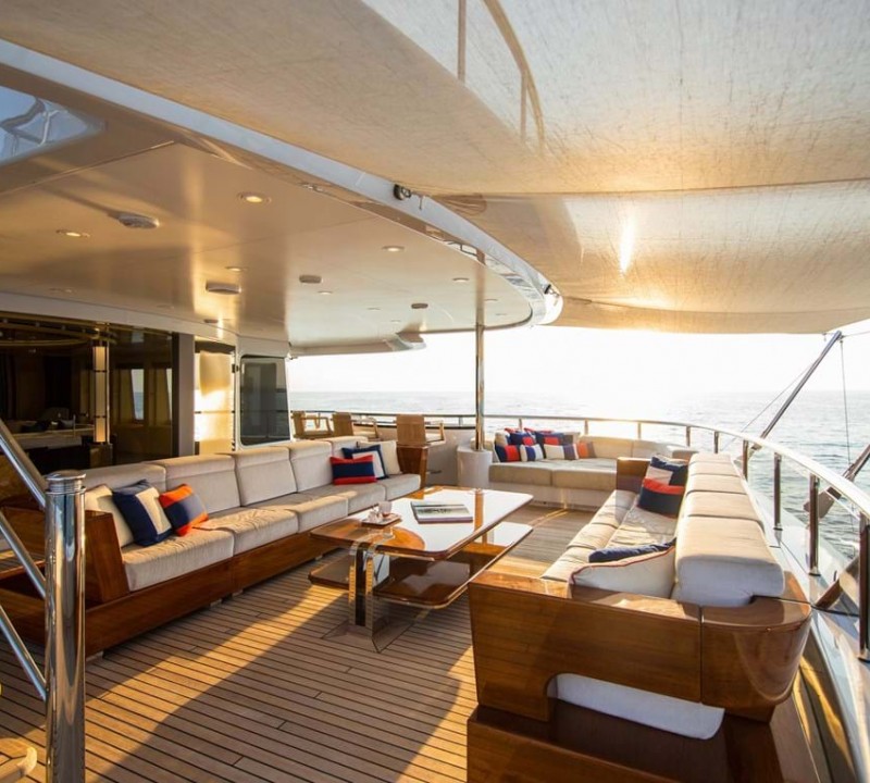 Huge Seating Area On Deck