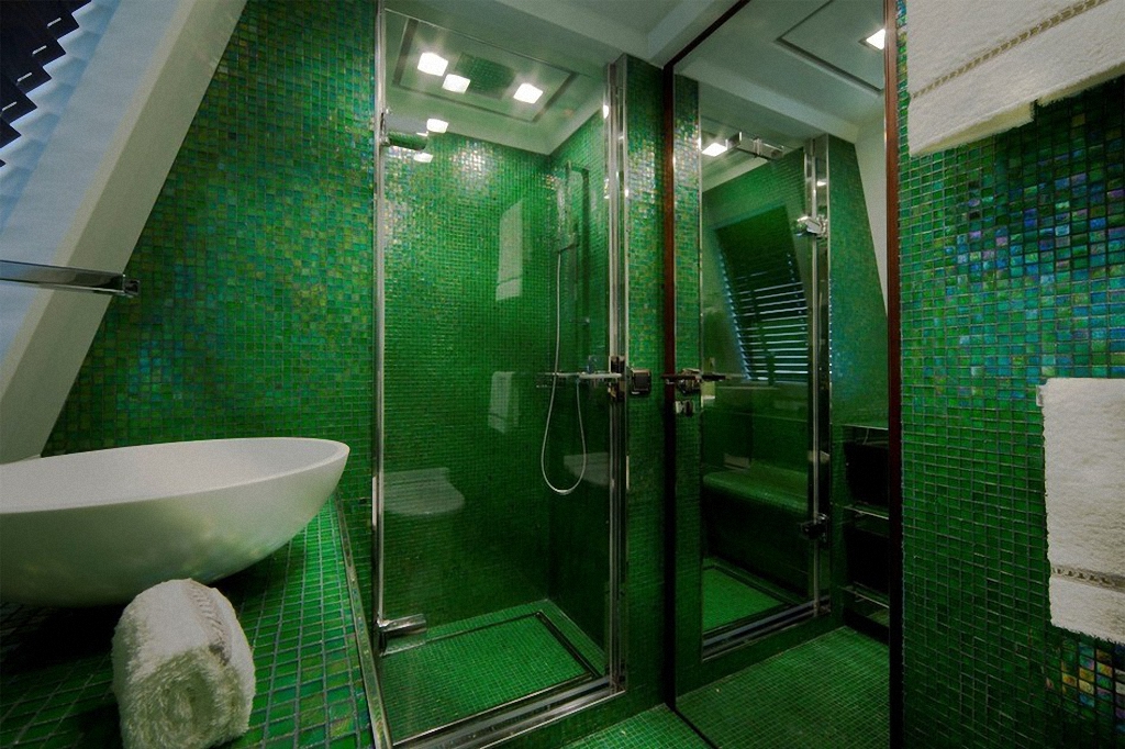 J'Ade Spa Bathroom