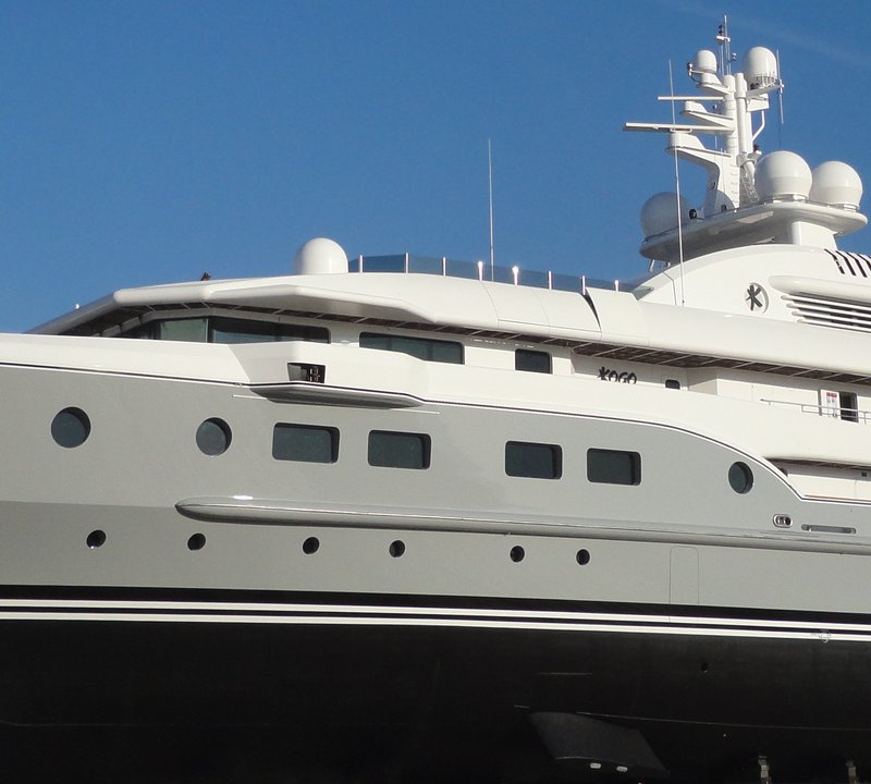 KOGO Exterior