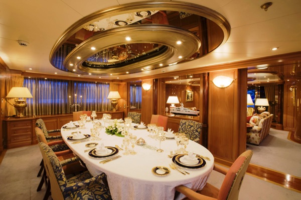 LADY ANN MAGEE  Dining