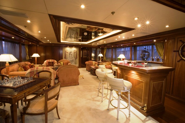 LADY ANN MAGEE  Upper deck Bar and Salon