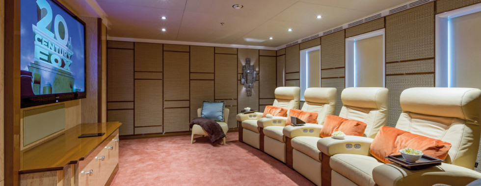 LADY CANDY Cinema Seating
