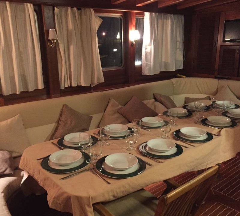 Interior-dining