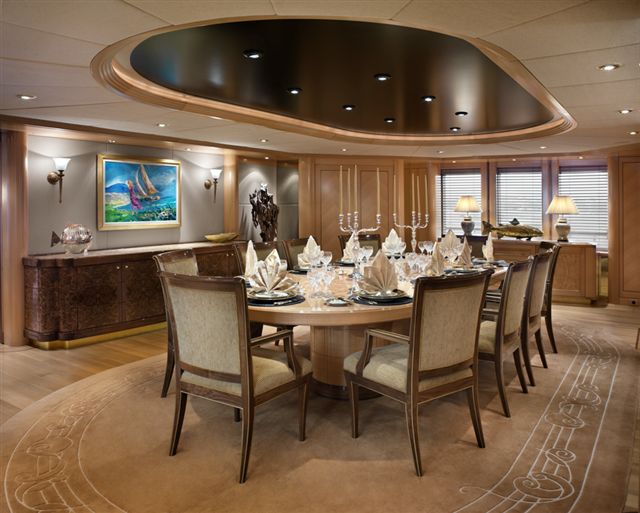LAUREL - Dining Room