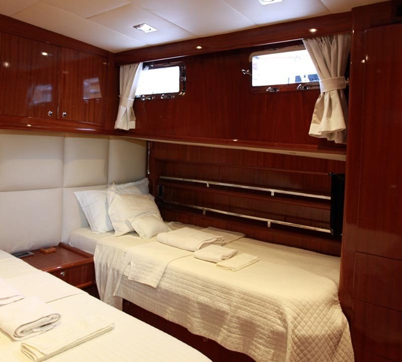 Twin Cabin