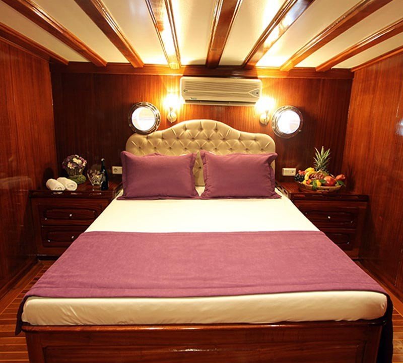 Double Cabin