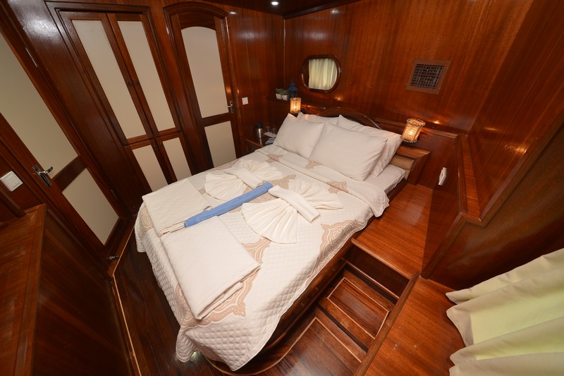 Double Cabin