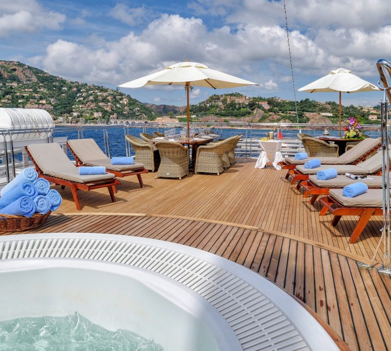 Jacuzzi Deck