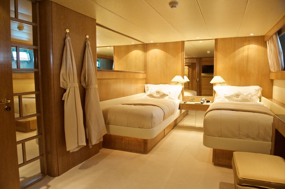 Twin Cabin