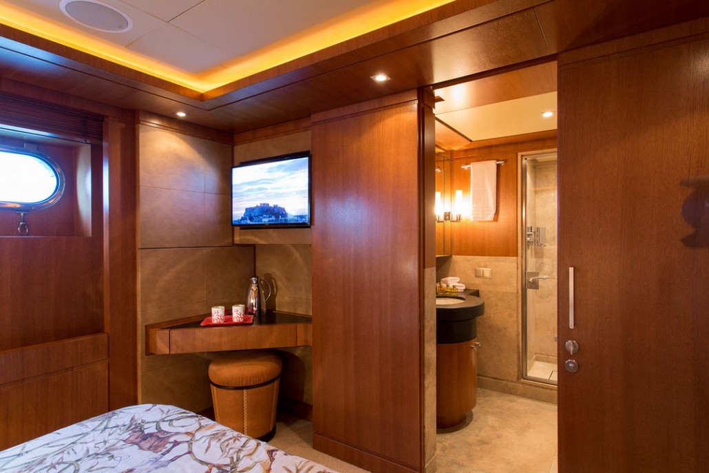 Double Guest Cabin 00009