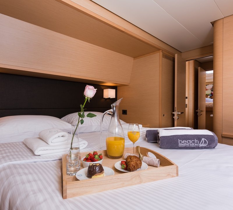 Lagoon 620 OPAL - Guest cabin