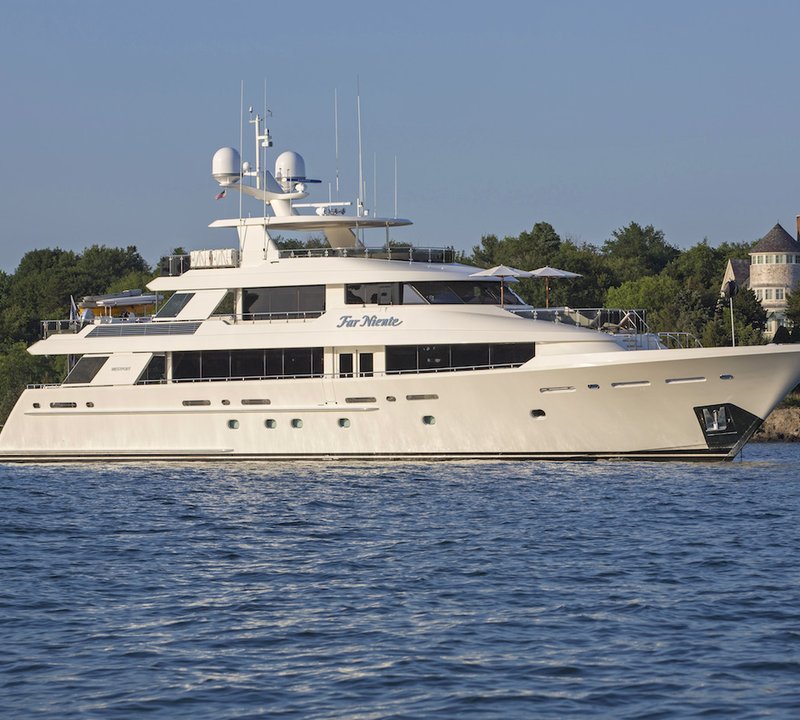 Luxury Yacht FAR NIENTE