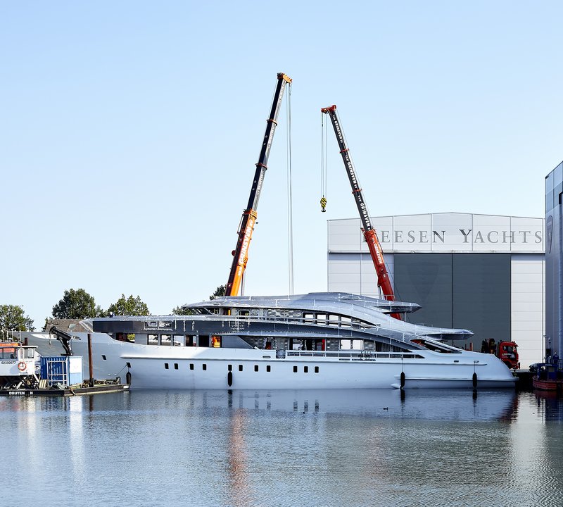 Luxury Motor Yacht Project Triton