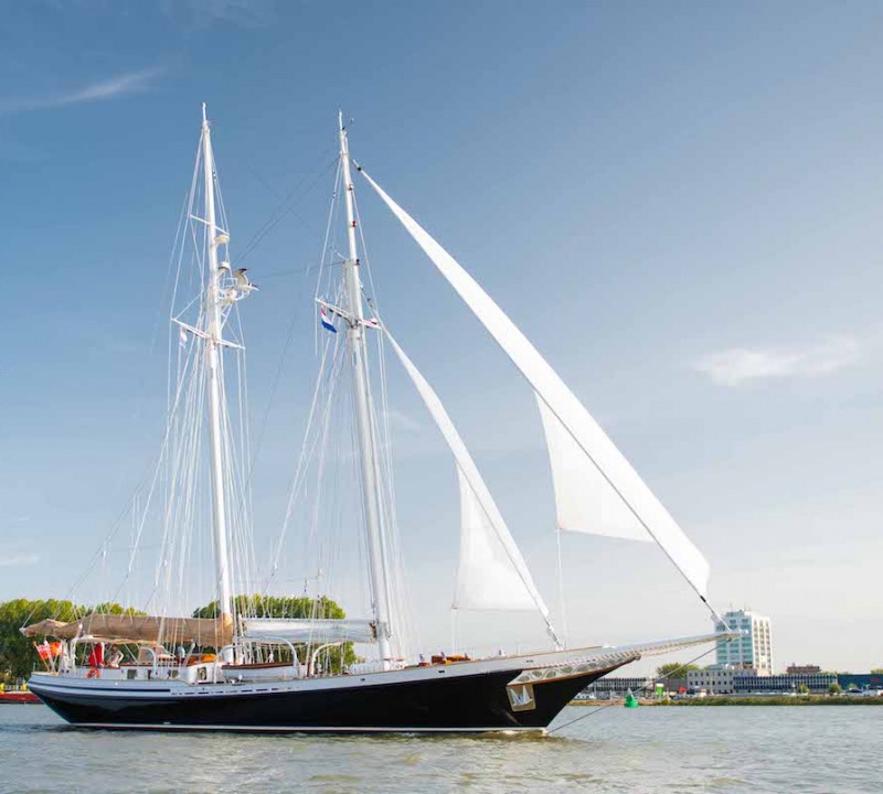 Luxury Yacht BORKUMRIFF II Profile