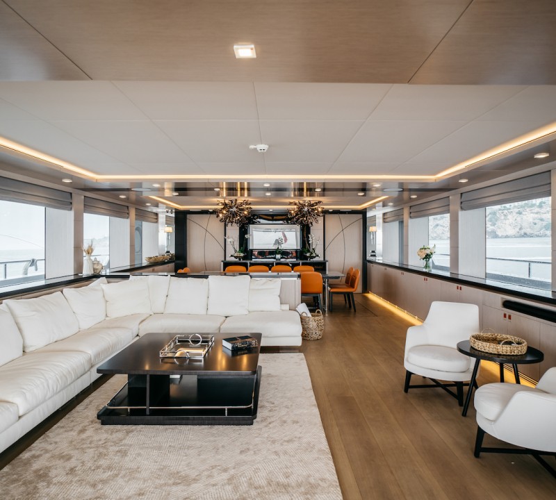 MAİN DECK SALON