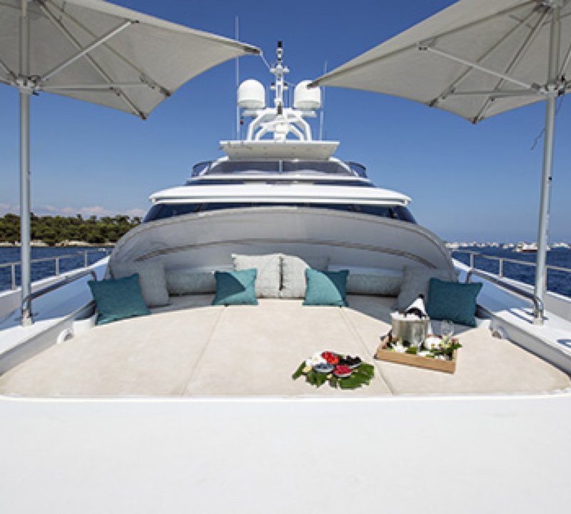 Sun Deck Lounge