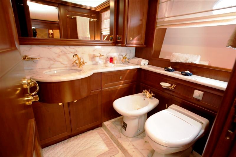 MARIA II of London -  VIP Bathroom