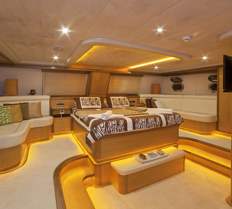 MASTER CABIN