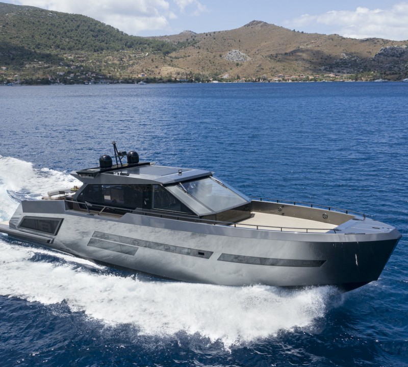 Fast Yacht